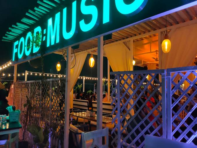 FML (Food Music Love) Rooftop Pub